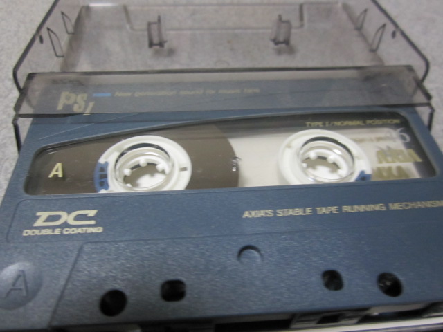 B'z NEWアルバム特典】カセットテープラジカセトーク B'z HIVE BLOG
